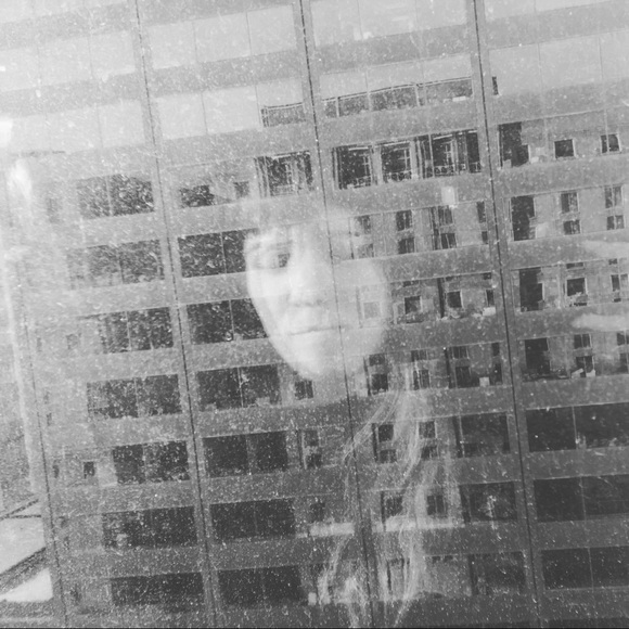 Meet your Posher, Annie - Picture 1 of 1